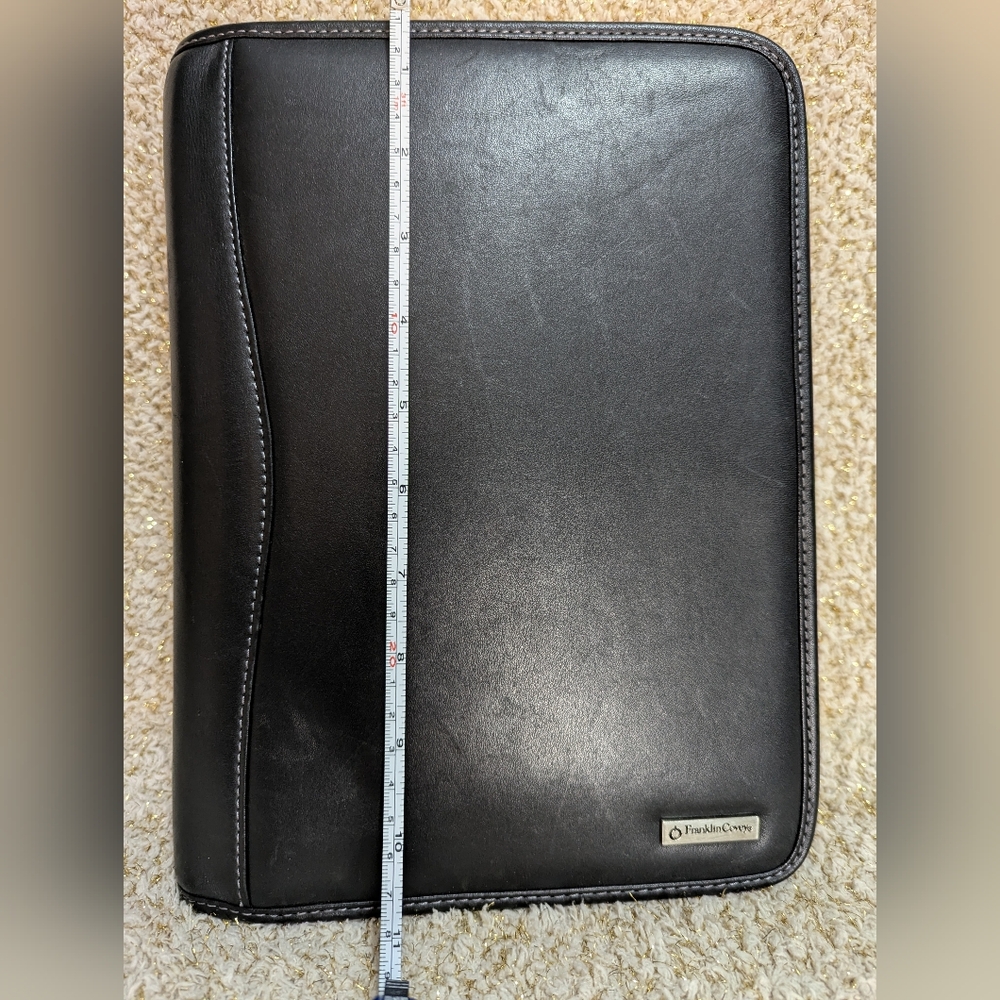 Vintage FRANKLIN COVEY Size 11 x 8.5  Synth Leather ~Planner/Binder Zip